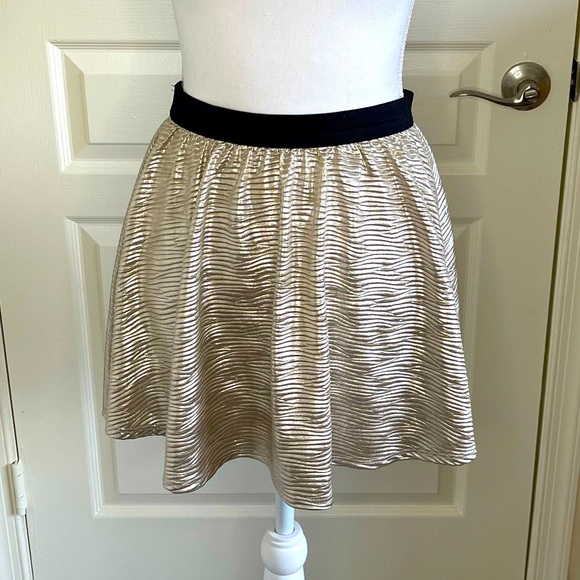 Happening in the present GOLD skirt sz Small - Picture 1 of 7